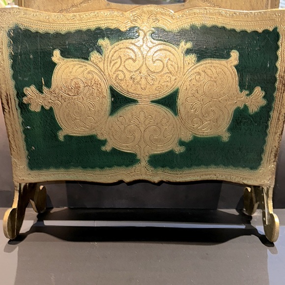 Vintage Florentine Italy Plastic Magazine Rack - Picture 2 of 10